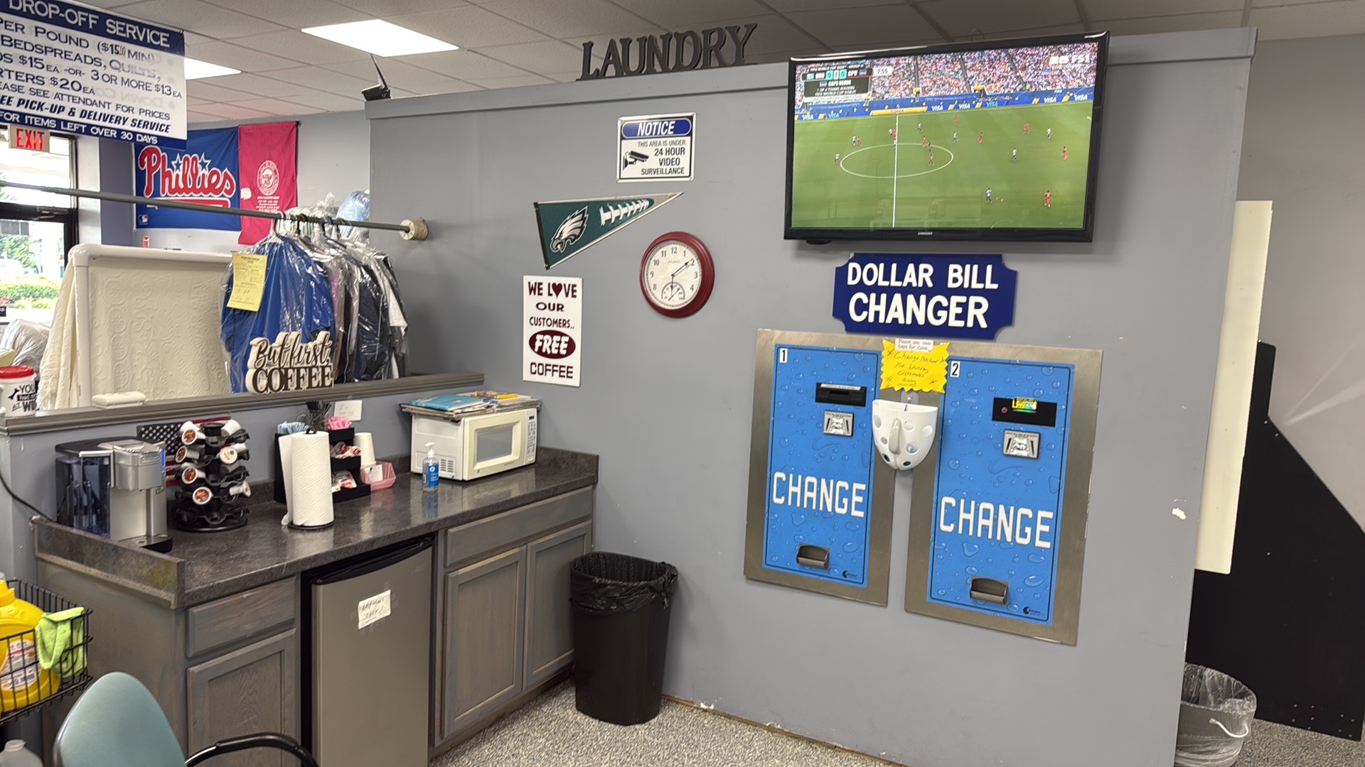 Free Coffee Bar